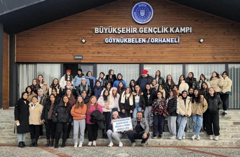 Bursa Büyükşehir Belediyesi, gençlerin geleceğine yatırım yapmaya devam ediyor! 6-8