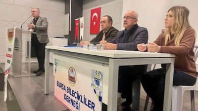 Bursa Bilecikliler Derneği Genel Kurulu'nda Başkan Mısırlı güven tazeleyerek, katılımcıların