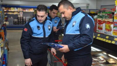 Marketlerde gerçekleştirilen denetimlerde, ürünlerin reyon etiket fiyatlarıyla kasadaki fiyatları mukayese