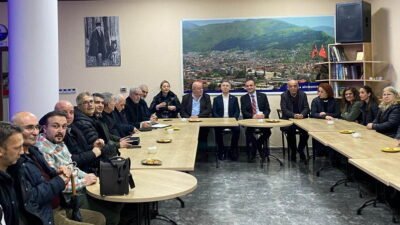 CHP Yıldırım İlçe Örgütü, tam kadro, yarın seçim olacakmış gibi