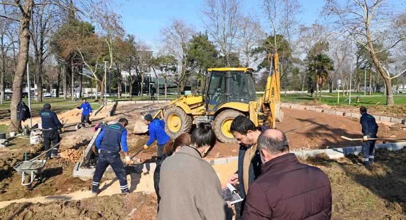 Osmangazi Belediyesi, şehrin önemli yeşil alanlarından olan Merinos Parkı’na modern