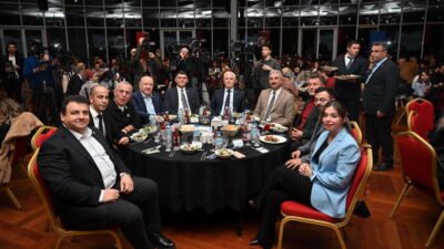 Bursa Büyükşehir Belediye Başkanı Mustafa Bozbey, 10 Ocak Çalışan Gazeteciler