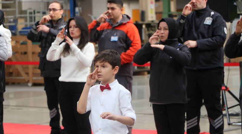 Bursa Büyükşehir Belediyesi iştiraklerinden Burulaş, işitme engelli bireyleri daha iyi