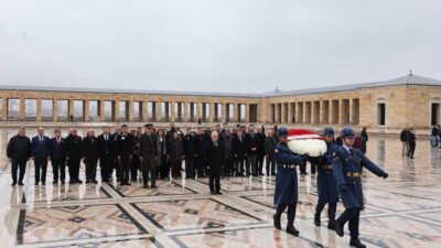 Nilüfer Belediye Başkanı Şadi Özdemir ve Nilüferli muhtarlar Ankara’da önemli