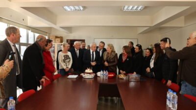 Nilüfer Belediye Başkanı Şadi Özdemir’in mahalleliler ile bir araya gelip,