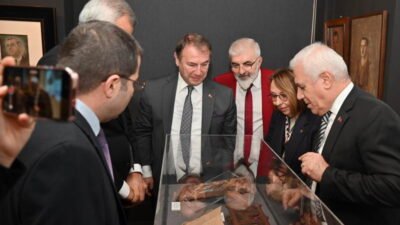 Bursa Büyükşehir Belediyesi, memleket şairi Nâzım Hikmet’in Bursa’ya kazandırdığı eserleri