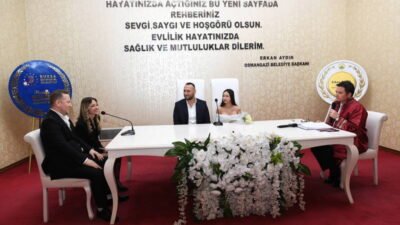 Osmangazi Belediye Başkanı Erkan Aydın, 14 Şubat Sevgililer Günü’nde nikah