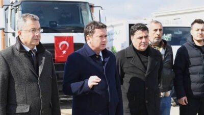 Osmangazi Belediyesi’nin hizmet filosu, 17 temizlik aracı ile daha da