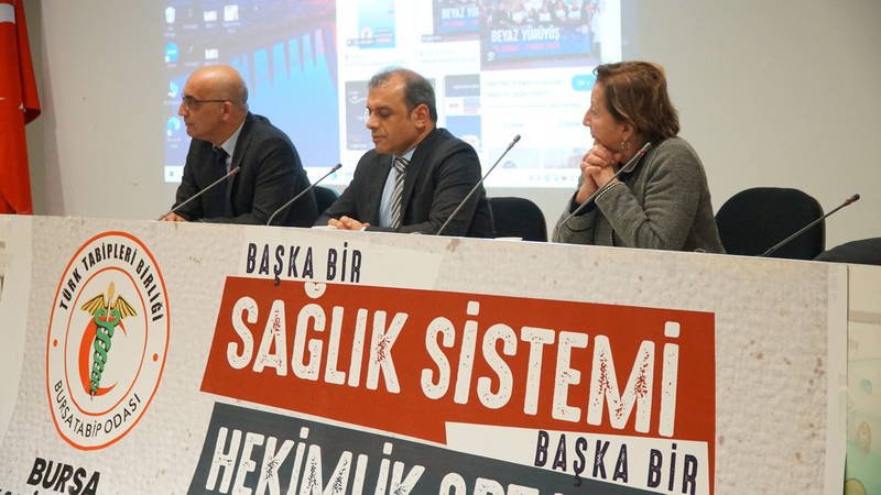 Türk Tabipleri Birliği (TTB) tarafından düzenlenen "TTB Beyaz Yürüyüşü" etkinliğinin