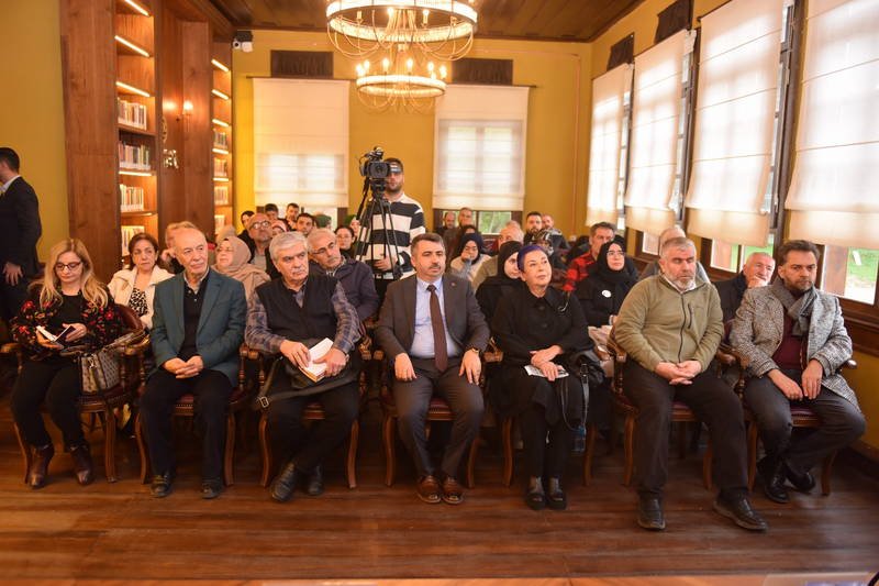 Bursa Yıldırım Belediyesi, fikir ve düşünce dünyasına yön veren; eser