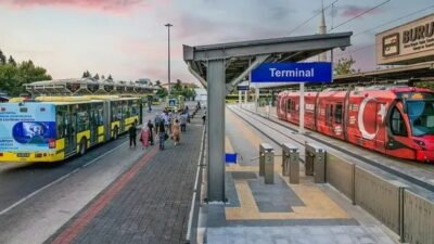 Kamuda çalışan yaklaşık 600 bin işçi için yürütülen toplu iş