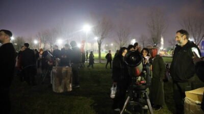 Bilim Teknoloji Merkezi ev sahipliğinde düzenlenen 'Gezegenler Geçidi - Gökyüzü