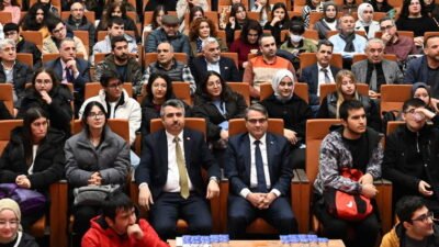 Bursa Yıldırım'da ‘Kütüphaneden Kampüse’ programı kapsamında kütüphanelerde öğrenci kulüpleri oluşturulacak.
