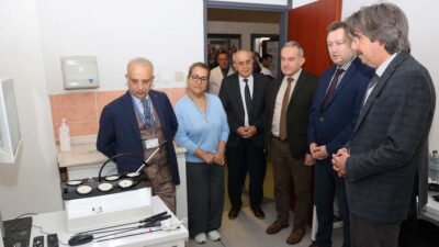 Bilimsel çalışmalara katkı sağlamak ve öğrencileri geleceğin tedavi yöntemlerine hazırlamak