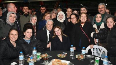Bursa Büyükşehir Belediyesi tarafından Osmangazi ilçesi Soğanlı Mahallesi’nde düzenlenen iftar
