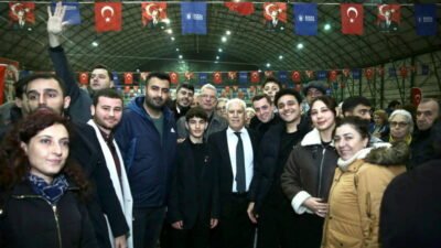 Bursa Büyükşehir Belediyesi’nin Mudanya’da düzenlediği iftar programında yaklaşık 2500 kişi