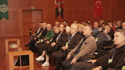 Bursa Kent Konseyi'nin 90. Olağan Genel Kurulu'nda konuşan Büyükşehir Belediye