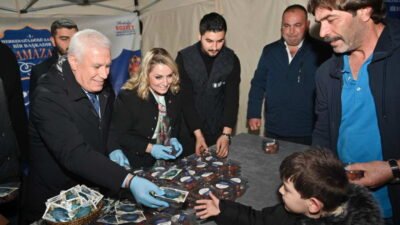 Bursa Büyükşehir Belediye Başkanı Mustafa Bozbey, Orhangazi ilçesindeki iftar programında