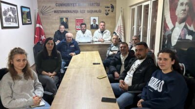 Cumhuriyet Halk Partisi Bursa Mustafakemalpaşa İlçe Başkanı Gökhan Demir, ilçe