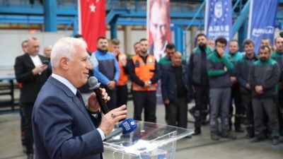 Bursa Büyükşehir Belediye Başkanı Mustafa Bozbey, Ramazan Bayramı’nda görevinin başındaki