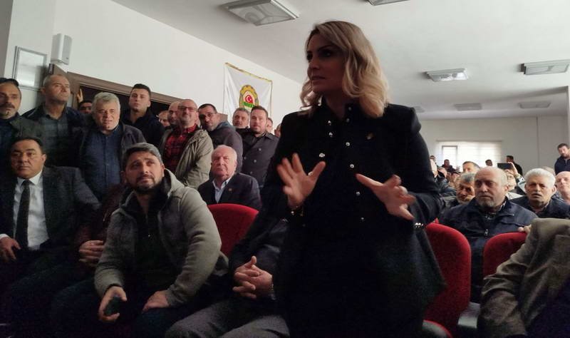 İznik Gölü'ndeki su seviyesi düşüşü nedeniyle DSİ tarafından tarımsal sulamaya
