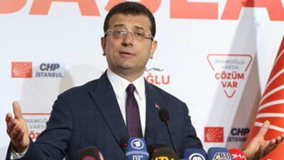 CHP'nin Cumhurbaşkanı seçimleri için adaylığını açıklayan İstanbul Büyükşehir Belediye Başkanı
