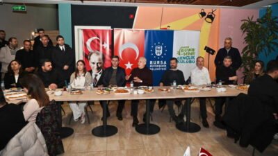 Bursa Büyükşehir Belediye Başkanı Mustafa Bozbey, eşi Seden Bozbey ile