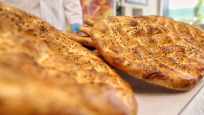 Bursa Büyükşehir Belediye Başkanı Mustafa Bozbey, yardımlaşma ve dayanışmanın ön