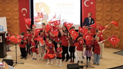 LÖSEV’ e kayıtlı lösemi ve kanser ile mücadele eden minikler