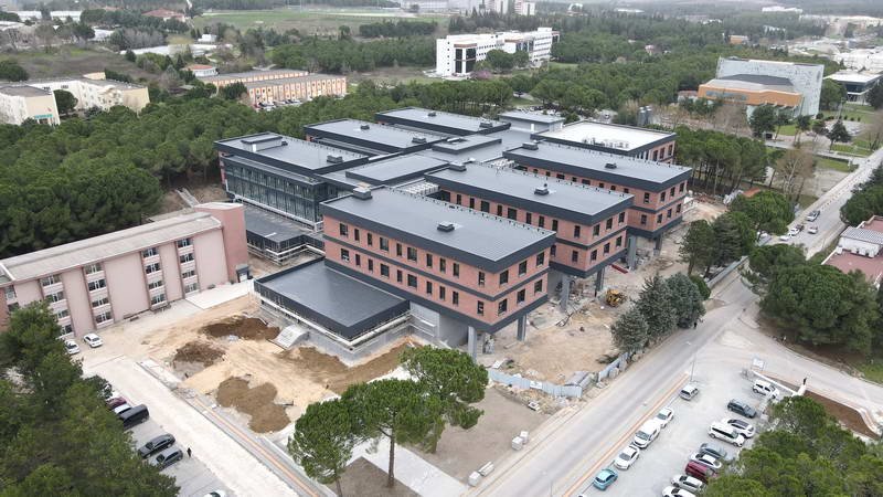 Bursa Uludağ Üniversitesi’nin (BUÜ) Türkiye’deki ilk örneklerden birisi olan Merkezi