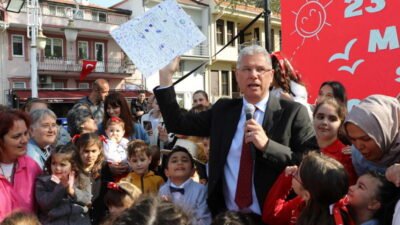Mudanya’da 23 Nisan, yalnızca bir kutlama günü değil; çocuk kahkahalarının