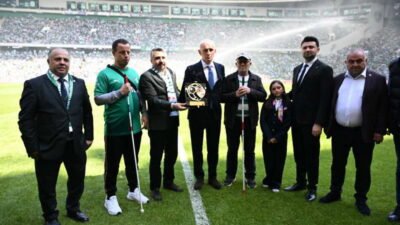 Yıldırım Belediyesi’nin görme engellileri Bursaspor ile buluşturduğu projesi, TFF tarafından
