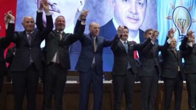 İYİ Parti'den istifa eden Bursa’nın Karacabey Belediye Başkanı Fatih Karabatı