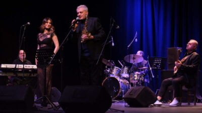 Bursa Büyükşehir Belediyesi tarafından düzenlenen ‘Caz Pazarı’ konserlerinin son konuğu,