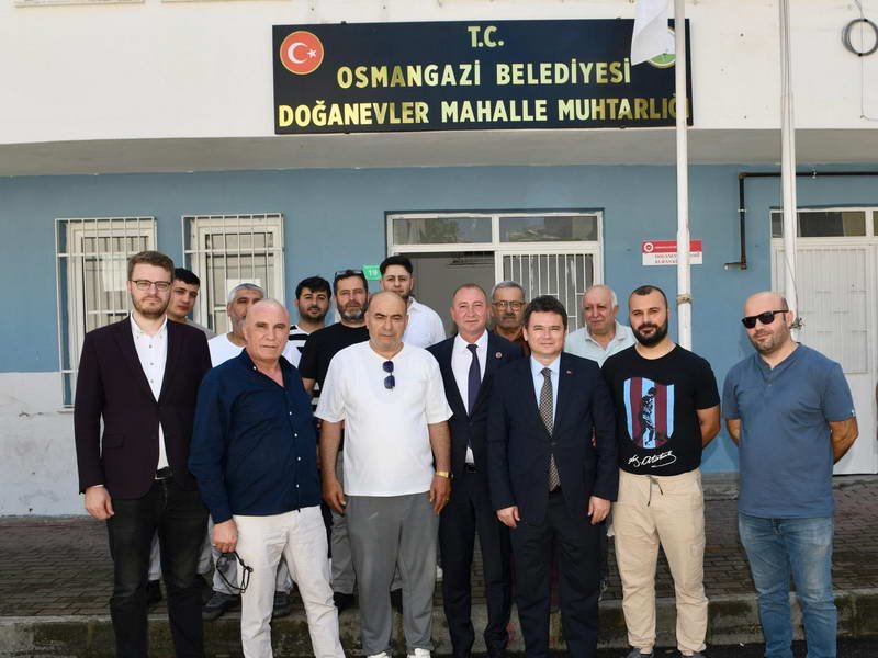 Göreve geldiği ilk günden itibaren Osmangazi ilçesinde ki mahalleleri düzenli