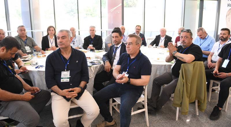  Osmangazi Kent Konseyi ev sahipliğinde düzenlenen ‘Hayalimizdeki Bursa’yı Konuşuyoruz’ buluşmalarının