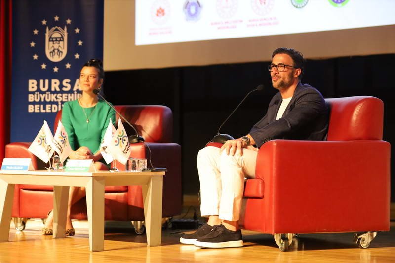 Ömer Erdoğan, Bursa Uluslararası Spor Festivali’nin konuğu oldu Bursa Büyükşehir Belediyesi tarafından düzenlenen Bursa Uluslararası Spor Festivali kapsamında