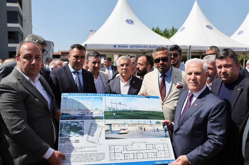Bursa Büyükşehir Belediye Başkanı Mustafa Bozbey, geçtiğimiz Ramazan ayında kendisinden