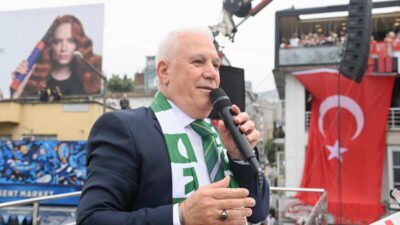 CHP Genel Başkanı Özgür Özel’in katılımıyla düzenlenen Bursa mitinginde konuşan