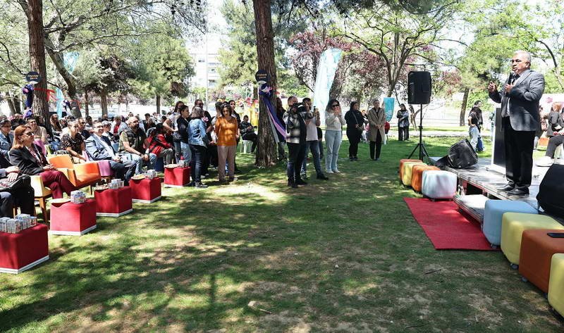 Nilüfer Belediyesi’nin Engelliler Haftası kapsamında düzenlediği açık hava etkinliğinde, Bizim