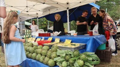 “En İyi Enginar Yetiştiricisi” ile “Enginarlı Lezzetler” yarışmasında dereceye girenlerin