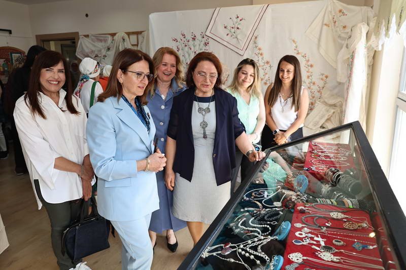 NİLSEM’de eğitim alan kadınlar, yıl boyunca edindikleri becerileri sergiyle görücüye