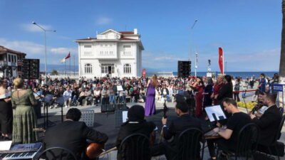 
Mudanya Belediyesi, 11 Mayıs Anneler Günü’nü “Her kalbin bir annesi