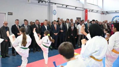 Yıldırım Belediyesi, son 6 yılda ilçeye kazandırdığı 22. spor tesisi