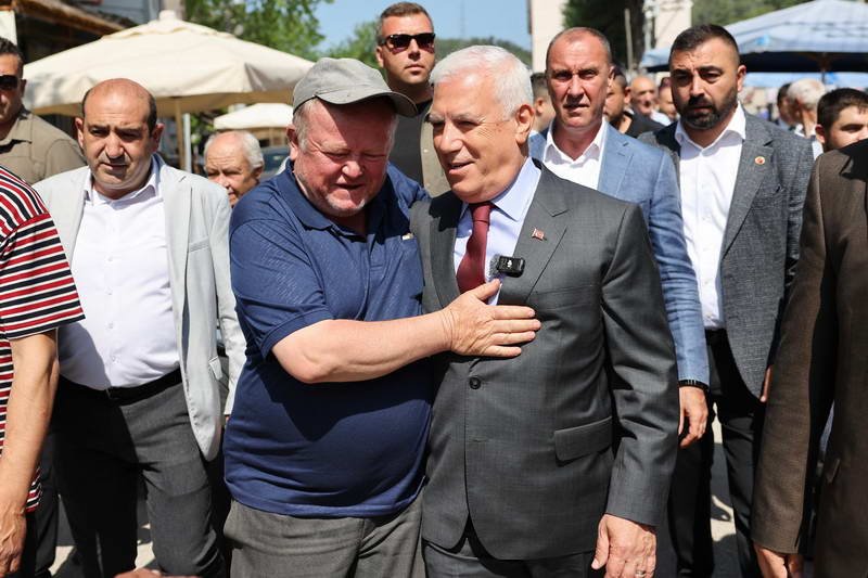 Başkan Bozbey: Çiftçimize desteklerimizi artırarak devam ettireceğiz Bursa Büyükşehir Belediye Başkanı Mustafa Bozbey, dağ bölgesindeki ilçelerde tarımı