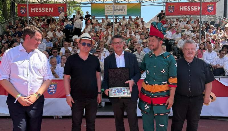 Osmangazi Belediye Başkanı Erkan Aydın, Almanya’nın Hessen eyaletinde düzenlenen ‘Hessentag
