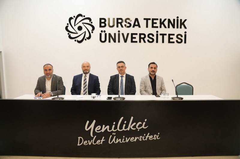 Bursa Teknik Üniversitesinde, öğrenci-rektör buluşmaları devam ediyor. Denizcilik Fakültesi ve