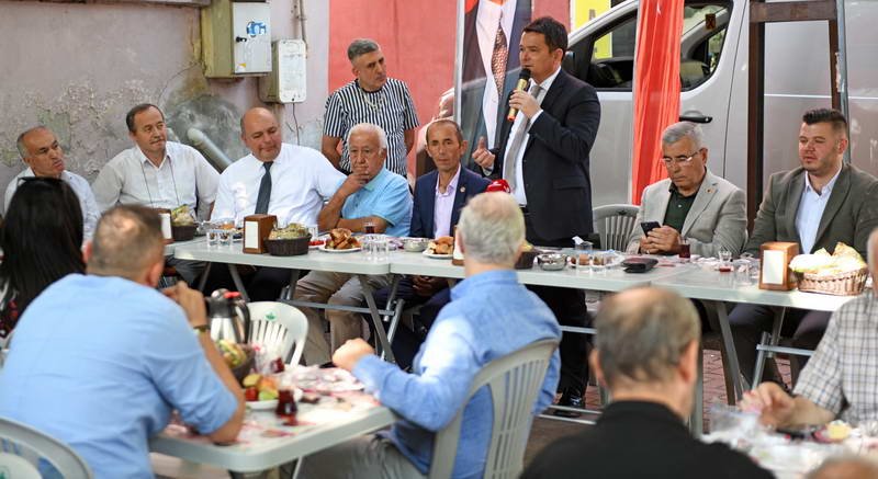 Osmangazi Belediye Başkanı Erkan Aydın, Alacahırka Mahallesi tarafında kentsel dönüşümle