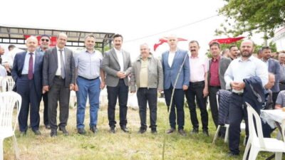 İşadamı Yusuf Ateş'in sponsorluğunda gerçekleşen şenliğe, Yenişehir Belediye Başkanı Ercan