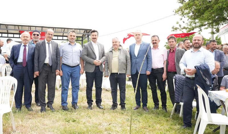 İşadamı Yusuf Ateş'in sponsorluğunda gerçekleşen şenliğe, Yenişehir Belediye Başkanı Ercan